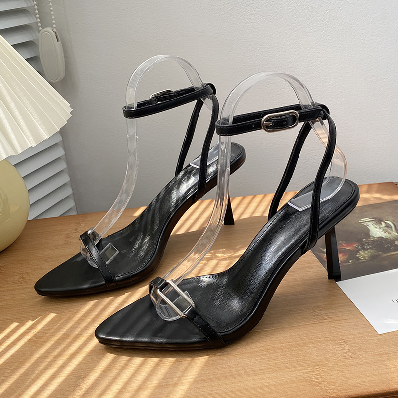 Strap pointy toe kitten heel sandals 41