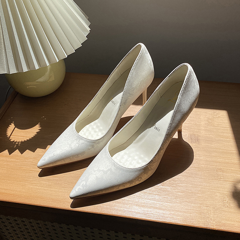 Jacquard satin white pointed shoes 78
