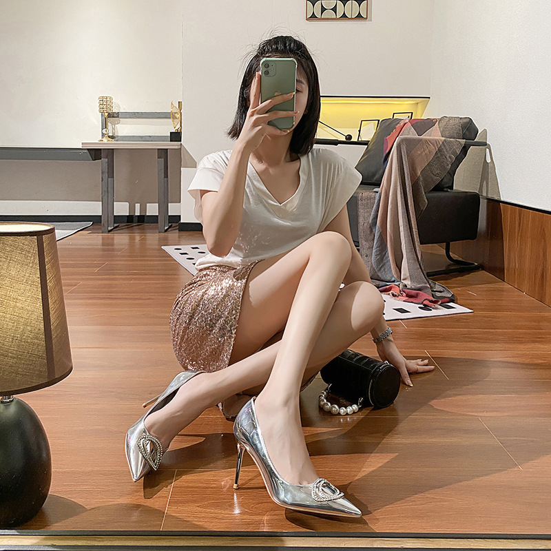 Silver pointed rhinestone button elegant shoes 79